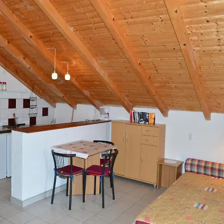 Biba Ille-ilic 3* Betina (Sibenik-Knin)