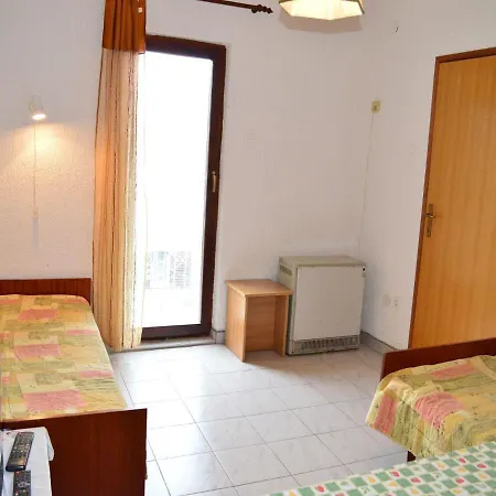 Guest house Biba Ille-ilic 3*