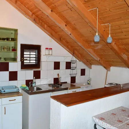 Biba Ille-ilic 3*